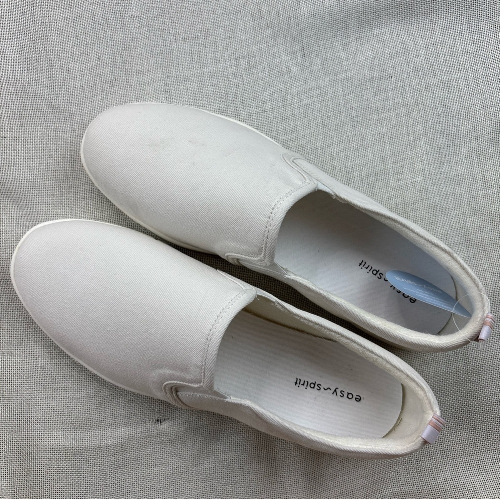 Easy Spirit Womens Mariela White Athletic and Training Shoes 11M